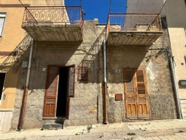 Villetta indipendente in vendita di 72 m² in Corso Umberto I, 341