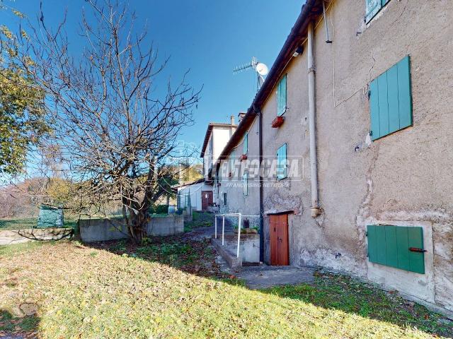 Villetta indipendente in vendita di 72 m² in Via Ladrona