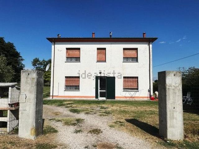 Villetta indipendente in vendita di 730 m² in Via San Francesco