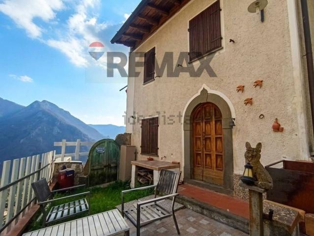 Villetta indipendente in vendita di 77 m²