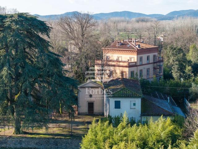 Villetta indipendente in vendita di 744 m² in Via Sant&apos Alessio