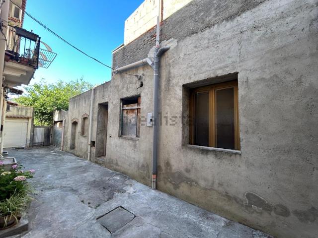 Villetta indipendente in vendita di 74 m² in Via Umberto I, 256