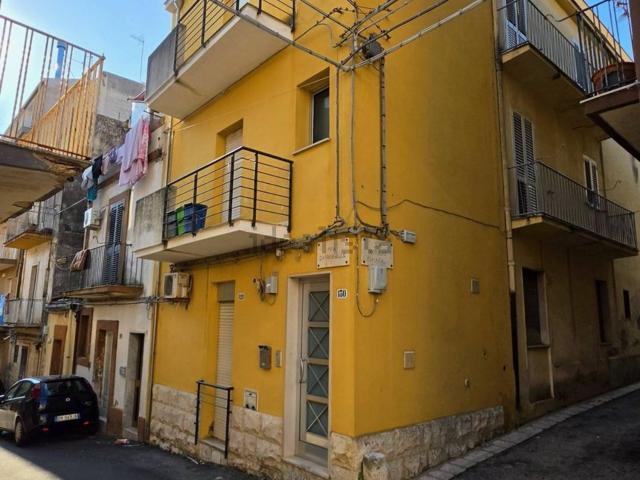 Villetta indipendente in vendita di 74 m² in Via Carrubelle, 82