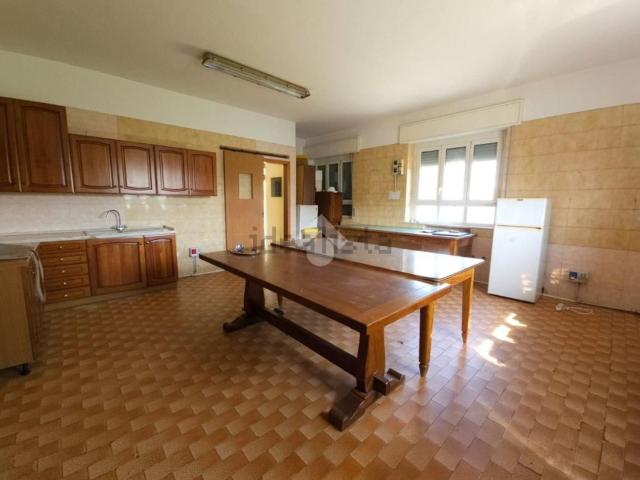 Villetta indipendente in vendita di 750 m²