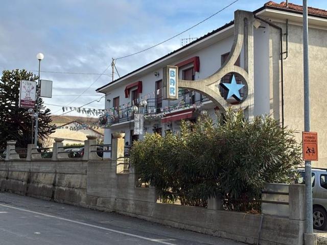Villetta indipendente in vendita di 750 m² in Via Mango, 10