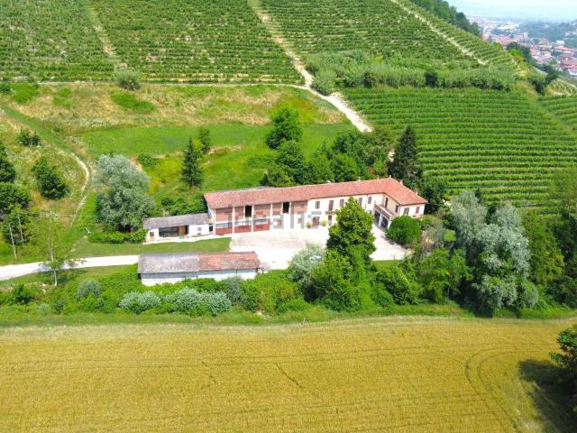 Villetta indipendente in vendita di 750 m² in Strada Sottoripa, 92