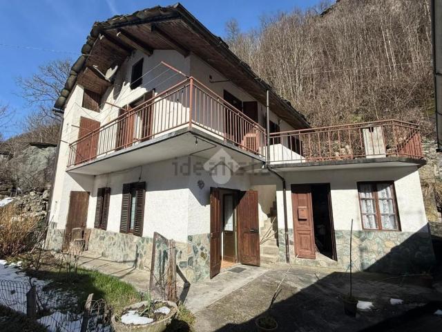 Villetta indipendente in vendita di 75 m² in Frazione Guicciardera, 8