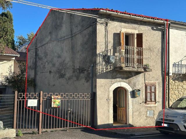Villetta indipendente in vendita di 75 m² in Largo Madonna del Monte, 15