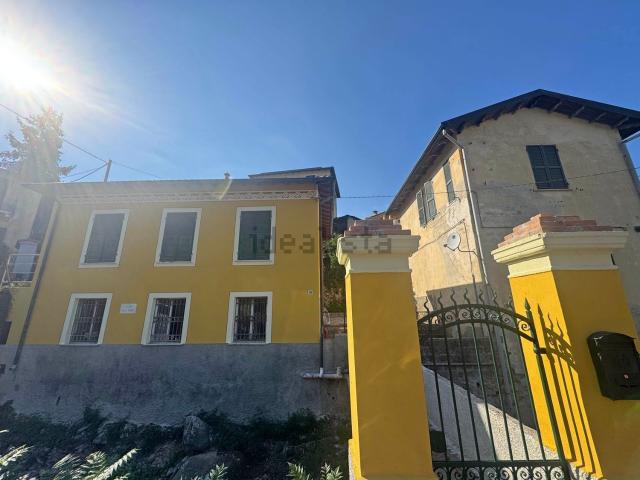 Villetta indipendente in vendita di 75 m² in Via delle Cave, 36