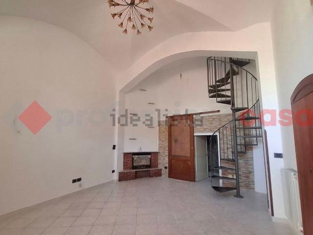 Villetta indipendente in vendita di 75 m² in Via Domenico Alfieri