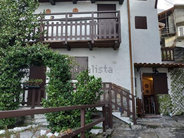 Villetta indipendente in vendita di 75 m² in Via Forne&apos