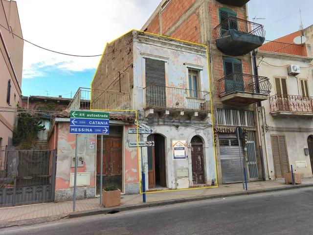 Villetta indipendente in vendita di 75 m² in Via Francesco Crispi, 130