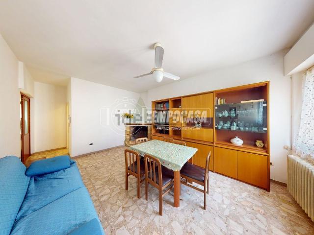 Villetta indipendente in vendita di 75 m² in Via Francesco Petrarca, 1