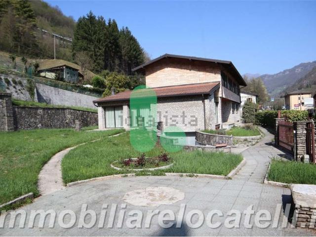 Villetta indipendente in vendita di 780 m²