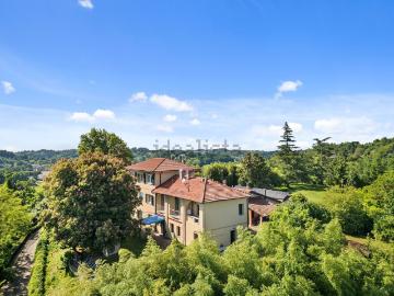 Villetta indipendente in vendita di 780 m² in Strada Valmanera, 43