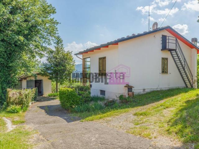 Villetta indipendente in vendita di 83 m² in Strada Farneto, 11
