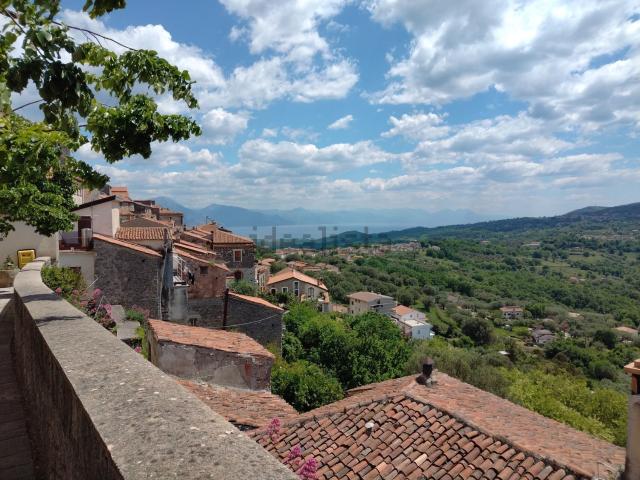 Villetta indipendente in vendita di 83 m² in Via Montano Orazio, 9