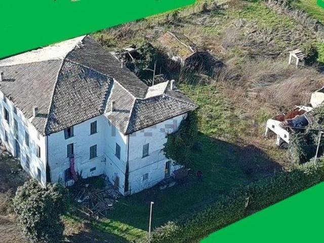Villetta indipendente in vendita di 800 m²