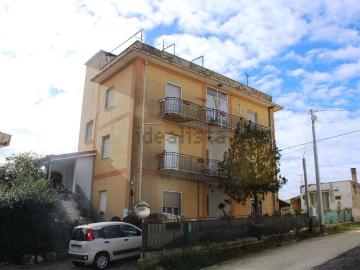 Villetta indipendente in vendita di 800 m² in Via Piave