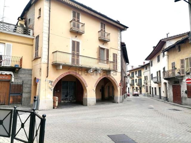Villetta indipendente in vendita di 800 m² in Via Umberto I, 41