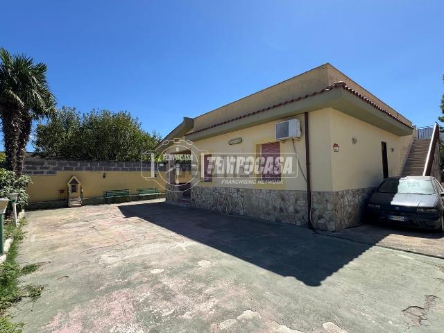 Villetta indipendente in vendita di 800 m² in Contrada Chiovaro