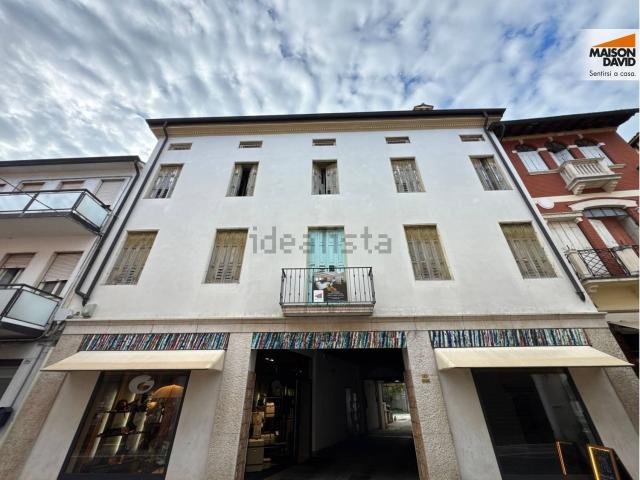 Villetta indipendente in vendita di 800 m² in Corso Giacomo Matteotti, 21