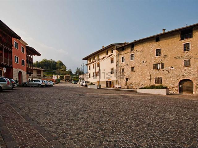 Villetta indipendente in vendita di 800 m² in Piazza San Felice, 8
