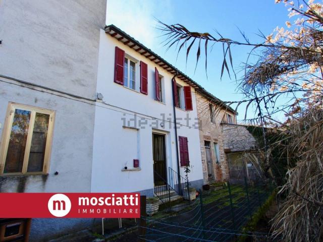 Villetta indipendente in vendita di 80 m² in Frazione Rocchetta Bassa