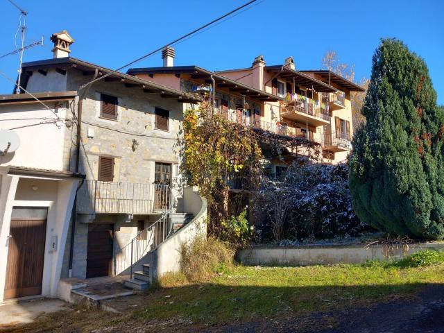 Villetta indipendente in vendita di 80 m² in Frazione Santa Cristina