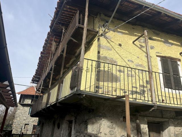Villetta indipendente in vendita di 80 m² in Località Chadel, 2