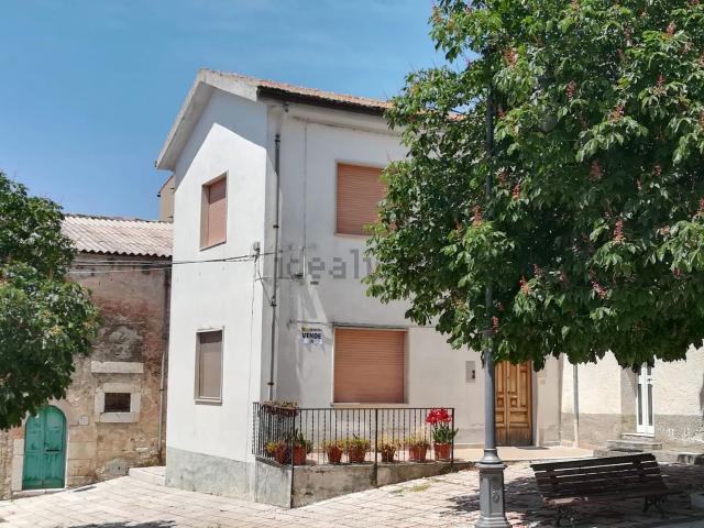 Villetta indipendente in vendita di 80 m² in Piazza Guglielmo Oberdan