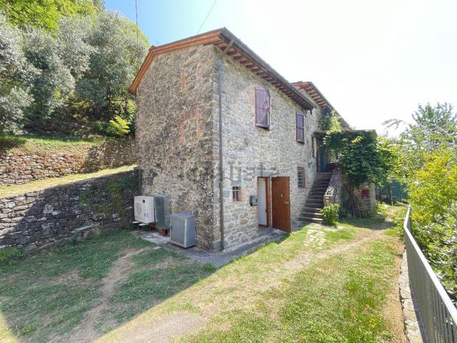 Villetta indipendente in vendita di 80 m² in Strada Chiesa di Piegaio, 1