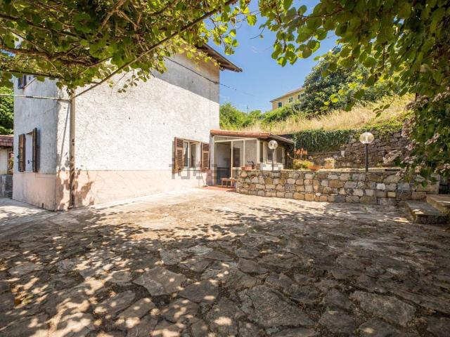 Villetta indipendente in vendita di 80 m² in Salita alla Costa di Molassana