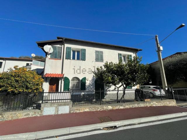 Villetta indipendente in vendita di 80 m² in Via A. Divizia, 80