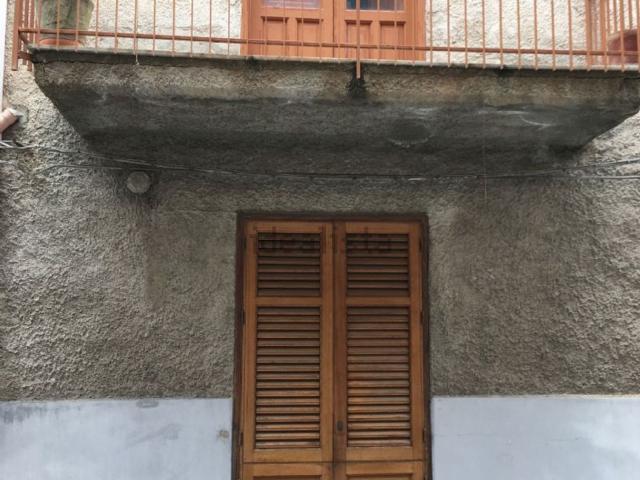 Villetta indipendente in vendita di 80 m² in Via Allò