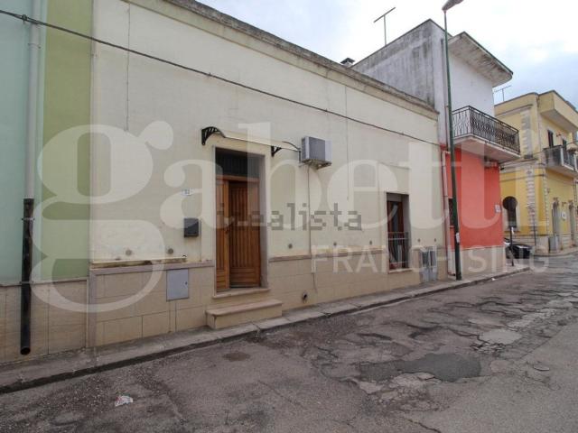 Villetta indipendente in vendita di 80 m² in Via Bevagna, 32