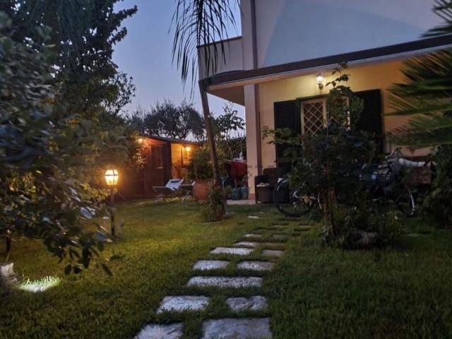 Villetta indipendente in vendita di 80 m² in Via Caraibi