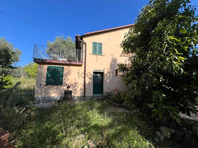 Villetta indipendente in vendita di 80 m² in Via della Lobbia, 17