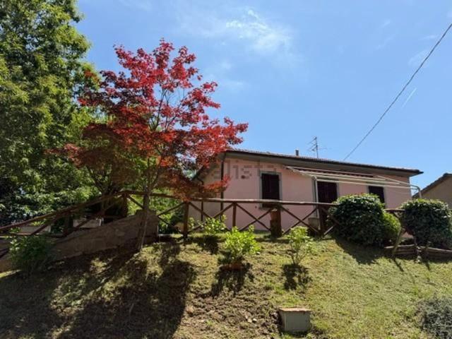 Villetta indipendente in vendita di 80 m² in Via Mammianese