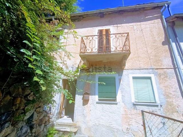 Villetta indipendente in vendita di 80 m² in Via Martiri 23 Giugno 1944