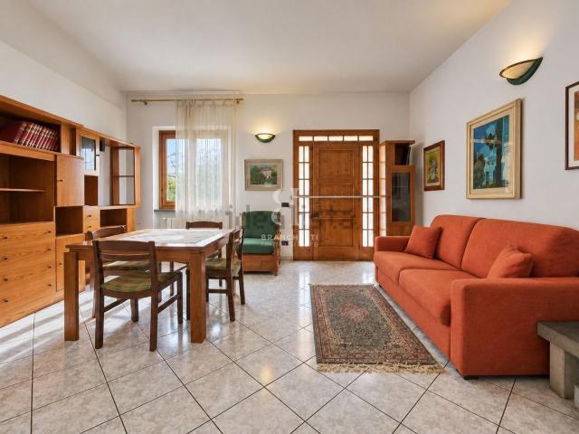 Villetta indipendente in vendita di 80 m² in Via Montalese