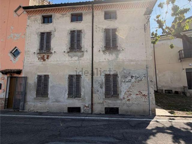 Villetta indipendente in vendita di 245 m² in Via Roma