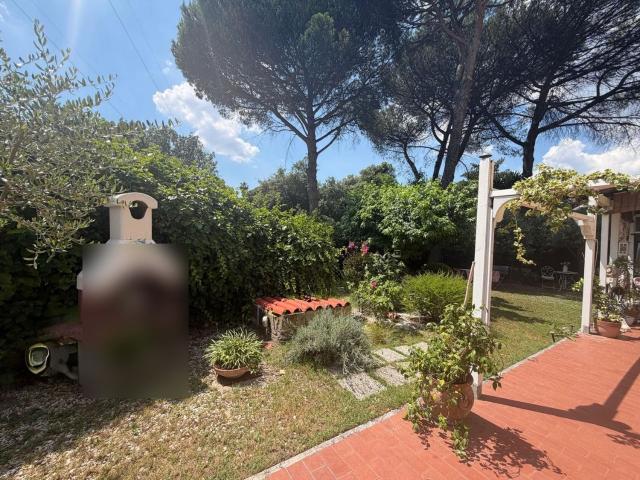 Villetta indipendente in vendita di 80 m² in Viale Uruguay