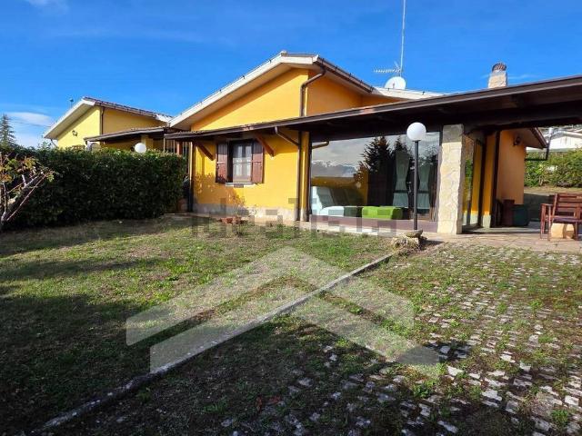 Villetta indipendente in vendita di 81 m² in Contrada Monteverde