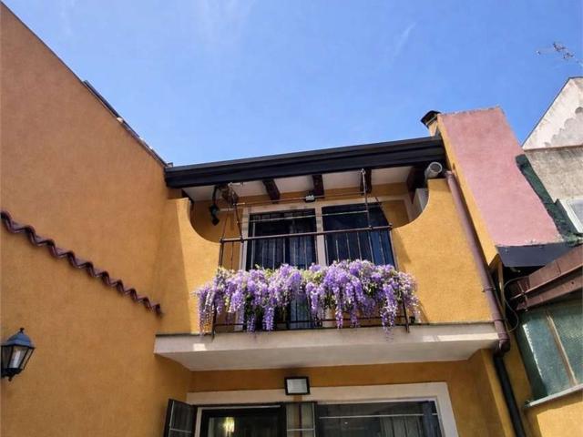 Villetta indipendente in vendita di 81 m² in Via Marchese di Sangiuliano