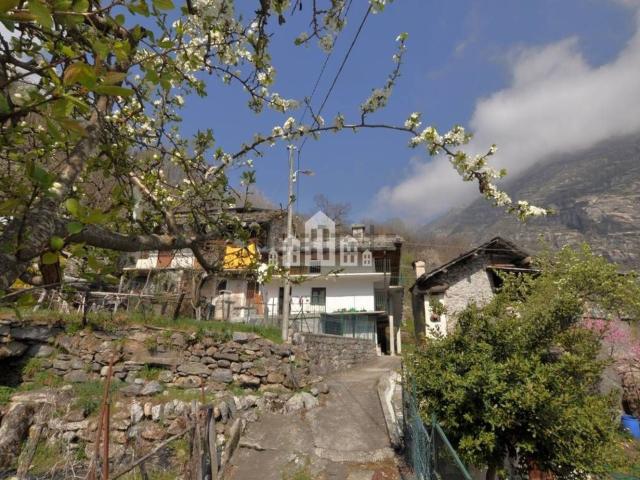 Villetta indipendente in vendita di 87 m² in Frazione Santi, 97