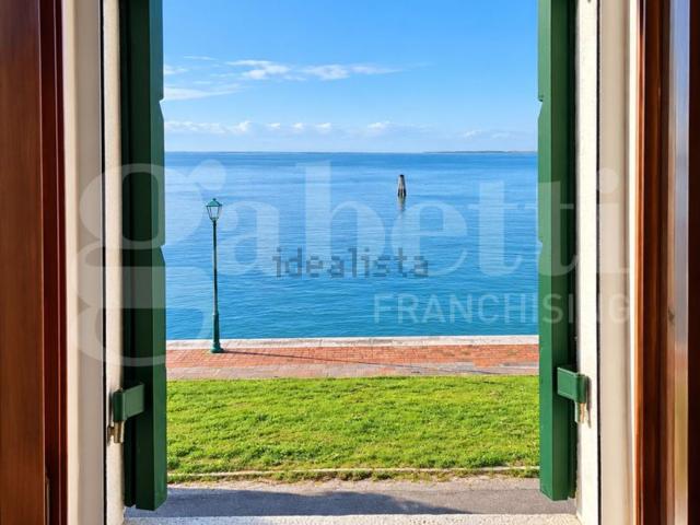 Villetta indipendente in vendita di 87 m²