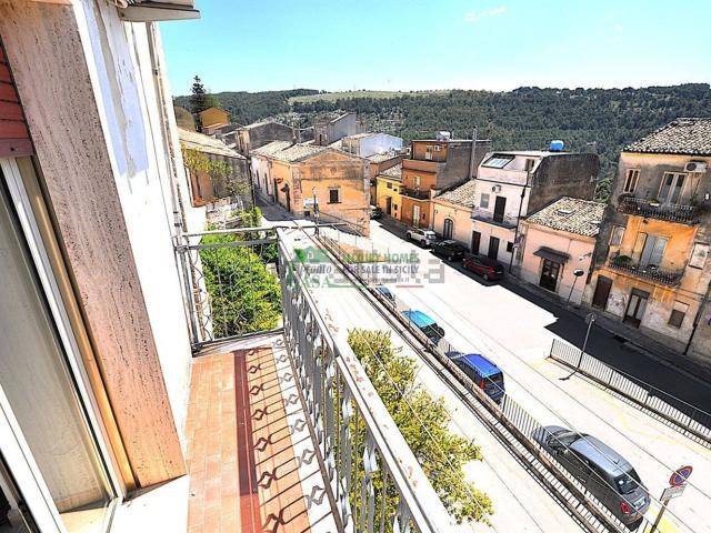 Villetta indipendente in vendita di 84 m² in Via Avvocato Giovanni Ottaviano