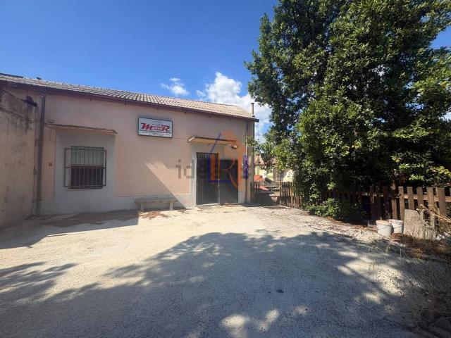 Villetta indipendente in vendita di 84 m² in Viale Magna Grecia, 6