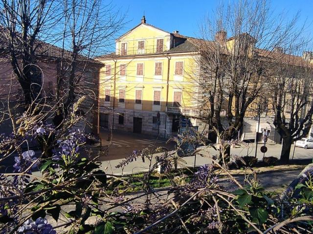 Villetta indipendente in vendita di 850 m² in Via Alessandria
